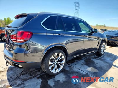 Trzecie zdjęcie samochodu z tyłu: 2016 BMW X5 XDRIVE50I VIN:5UXKR6C58G0J83424 - miniatura