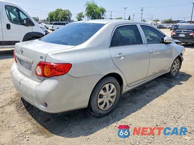 Trzecie zdjęcie samochodu z tyłu: 2010 TOYOTA COROLLA LE VIN:1NXBU4EEXAZ256466 - miniatura