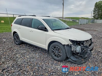 Czwarte zdjęcie samochodu z boku: 2018 DODGE JOURNEY SE VIN:3C4PDCAB3JT524462 - miniatura