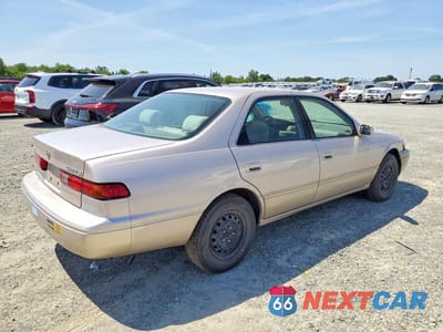 Trzecie zdjęcie samochodu z tyłu: 1997 TOYOTA CAMRY LE VIN:4T1BG22K3VU792672 - miniatura