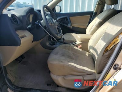 Zdjęcie 7 z 13 samochodu: 2011 TOYOTA RAV4 BASE VIN:2T3ZF4DV8BW094467 - miniatura