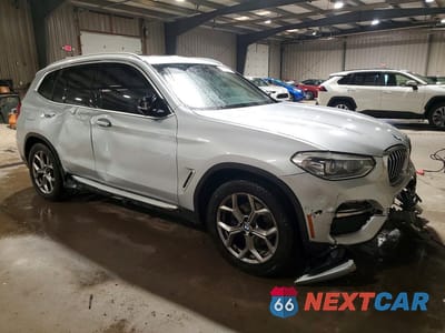 Czwarte zdjęcie samochodu z boku: 2021 BMW X3 SDRIVE30I VIN:5UXTY3C02M9F52072 - miniatura