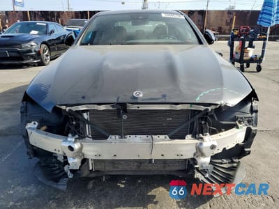 Piąte zdjęcie samochodu w środku: 2022 MERCEDES-BENZ E CLASS VIN:W1KZF8DBXNB025408 - miniatura