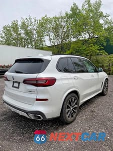 Czwarte zdjęcie samochodu z boku: 2022 BMW X5 XDRIVE40I VIN:5UXCR6C04N9K13956 - miniatura