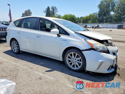 Czwarte zdjęcie samochodu z boku: 2014 TOYOTA PRIUS V FIVE VIN:JTDZN3EU7E3355467 - miniatura
