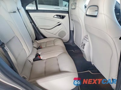 Zdjęcie 10 z 12 samochodu: 2014 MERCEDES-BENZ CLA 250 VIN:WDDSJ4EB5EN056619 - miniatura