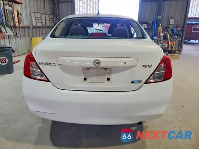 Zdjęcie 6 z 12 samochodu: 2012 NISSAN VERSA 1.6 S VIN:3N1CN7AP4CL867382 - miniatura