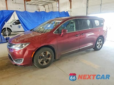 2017 CHRYSLER PACIFICA TOURING L PLUS 2C4RC1EG5HR564870 - główne zdjęcie licytacji z USA - miniatura