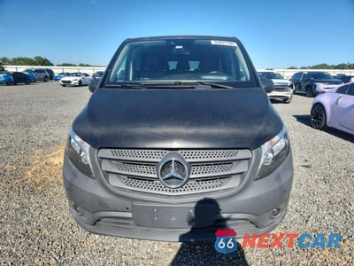 Piąte zdjęcie samochodu w środku: 2021 MERCEDES-BENZ METRIS VIN:W1WV0FEY5M3842817 - miniatura