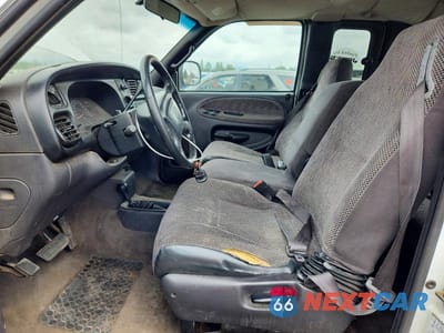 Zdjęcie 7 z 12 samochodu: 2001 DODGE RAM 1500 VIN:3B7HF13Z31G806283 - miniatura