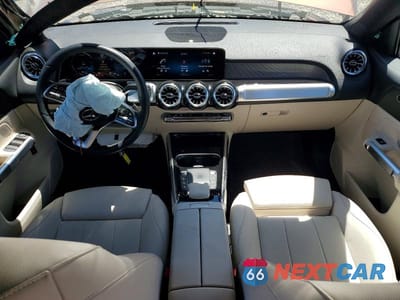 Zdjęcie 8 z 12 samochodu: 2023 MERCEDES-BENZ EQB 300 4MATIC VIN:W1N9M0KB4PN066857 - miniatura