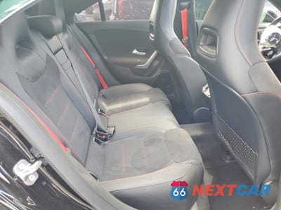 Zdjęcie 10 z 12 samochodu: 2025 MERCEDES-BENZ CLA AMG 35 4MATIC VIN:W1K5J5BB3SN523118 - miniatura