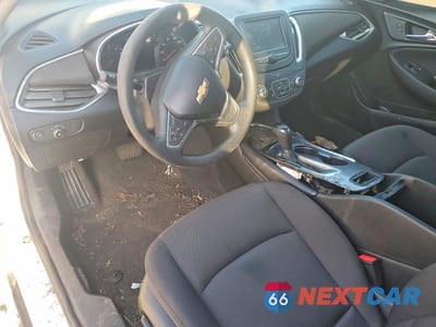 Zdjęcie 8 z 12 samochodu: 2018 CHEVROLET MALIBU LT VIN:1G1ZD5ST1JF170973 - miniatura
