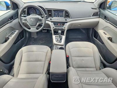 Zdjęcie 8 z 12 samochodu: 2018 HYUNDAI ELANTRA SEL VIN:5NPD84LF7JH299945 - miniatura