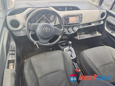 Zdjęcie 8 z 12 samochodu: 2015 TOYOTA YARIS 5-DOOR L VIN:VNKKTUD35FA032724 - miniatura