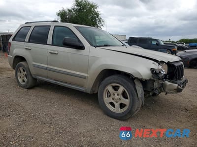 Czwarte zdjęcie samochodu z boku: 2007 JEEP GRAND CHEROKEE VIN:1J8GS48K17C534745 - miniatura