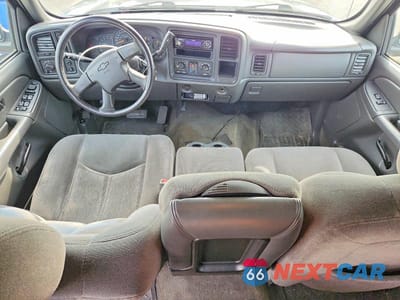 Zdjęcie 8 z 12 samochodu: 2005 CHEVROLET SILVERADO K1500 VIN:2GCEK13TX51168736 - miniatura