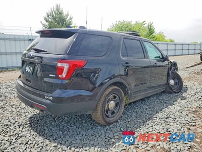 Trzecie zdjęcie samochodu z tyłu: 2017 FORD EXPLORER VIN:1FM5K8AR9HGD58384 - miniatura