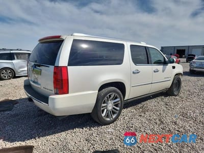 Trzecie zdjęcie samochodu z tyłu: 2012 CADILLAC ESCALADE ESV PLATINUM VIN:1GYS4KEF6CR101009 - miniatura