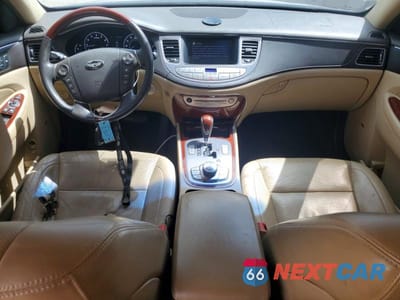 Zdjęcie 8 z 12 samochodu: 2012 HYUNDAI GENESIS 4.6L VIN:KMHGC4DF8CU156193 - miniatura