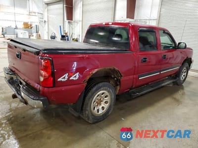 Trzecie zdjęcie samochodu z tyłu: 2007 CHEVROLET SILVERADO K1500 CLASSIC CREW CAB VIN:2GCEK13Z371161778 - miniatura
