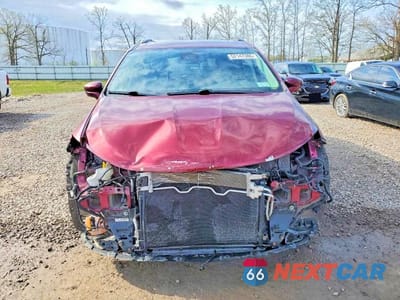 Piąte zdjęcie samochodu w środku: 2020 CHRYSLER PACIFICA TOURING L PLUS VIN:2C4RC1EG5LR138394 - miniatura