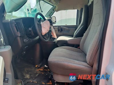 Zdjęcie 7 z 13 samochodu: 2024 CHEVROLET EXPRESS BOX TRUCK VIN:1GB0GRFP8R1174530 - miniatura
