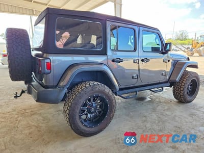 Trzecie zdjęcie samochodu z tyłu: 2018 JEEP WRANGLER UNLIMITED SPORT VIN:1C4HJXDG9JW127473 - miniatura