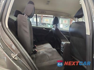 Zdjęcie 11 z 13 samochodu: 2013 VOLKSWAGEN TIGUAN S VIN:WVGAV7AX9DW021096 - miniatura