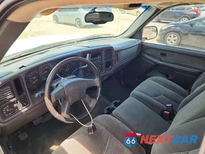 Zdjęcie 8 z 12 samochodu: 2003 CHEVROLET SILVERADO C1500 VIN:1GCEC14V93Z276380 - miniatura