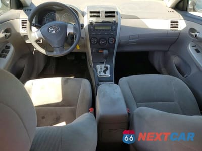 Zdjęcie 8 z 12 samochodu: 2010 TOYOTA COROLLA LE VIN:1NXBU4EE8AZ362298 - miniatura
