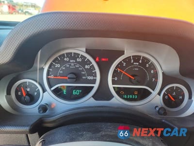 Zdjęcie 9 z 12 samochodu: 2010 JEEP WRANGLER SPORT VIN:1J4AA2D17AL187196 - miniatura