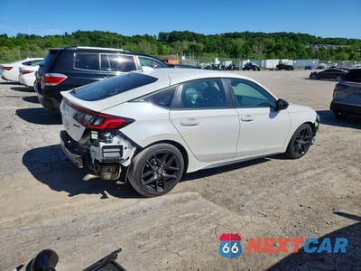 Trzecie zdjęcie samochodu z tyłu: 2026 HONDA CIVIC SPORT VIN:19XFL2H87TE013699 - miniatura