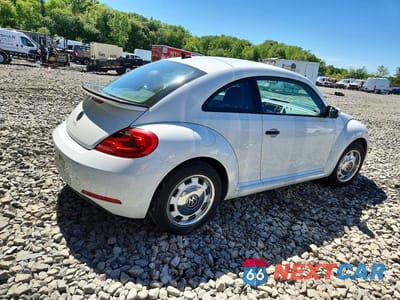 Trzecie zdjęcie samochodu z tyłu: 2015 VOLKSWAGEN BEETLE 1.8T VIN:3VWF17AT1FM601154 - miniatura