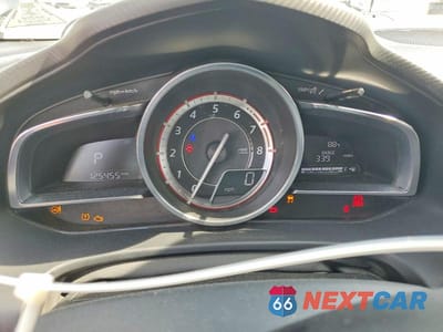 Zdjęcie 9 z 12 samochodu: 2014 MAZDA 3 GRAND TOURING VIN:JM1BM1M37E1163429 - miniatura