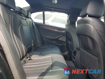 Zdjęcie 10 z 12 samochodu: 2021 BMW 530 XI VIN:WBA13BJ06MWX21431 - miniatura