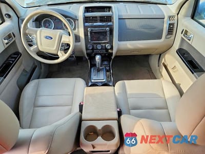 Zdjęcie 8 z 13 samochodu: 2009 FORD ESCAPE HYBRID VIN:1FMCU59399KD03545 - miniatura