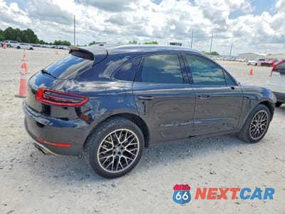 Trzecie zdjęcie samochodu z tyłu: 2017 PORSCHE MACAN S VIN:WP1AB2A53HLB12885 - miniatura