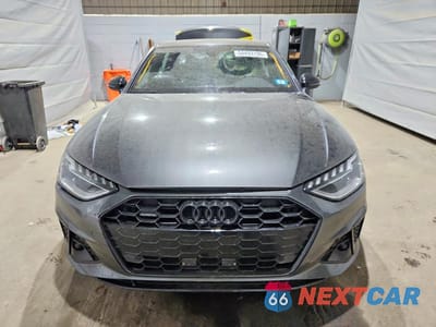 Piąte zdjęcie samochodu w środku: 2023 AUDI A4 PREMIUM PLUS 45 VIN:WAUEAAF45PN021875 - miniatura