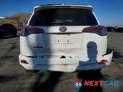 Zdjęcie 6 z 13 samochodu: 2016 TOYOTA RAV4 XLE VIN:JTMWFREVXGJ088612 - miniatura