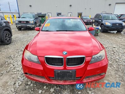 Piąte zdjęcie samochodu w środku: 2006 BMW 325 XI VIN:WBAVD135X6KV12429 - miniatura