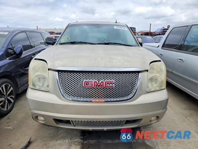 Piąte zdjęcie samochodu w środku: 2007 GMC YUKON XL DENALI VIN:1GKFK66877J180641 - miniatura