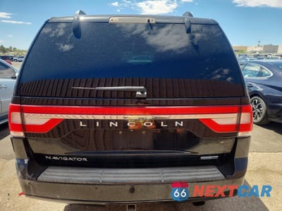Zdjęcie 6 z 13 samochodu: 2016 LINCOLN NAVIGATOR SELECT VIN:5LMJJ2HT3GEL09429 - miniatura