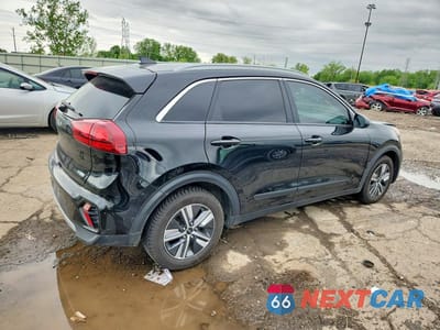 Trzecie zdjęcie samochodu z tyłu: 2022 KIA NIRO LXS VIN:KNDCB3LC6N5530126 - miniatura