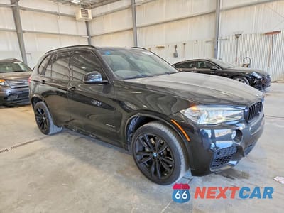 Czwarte zdjęcie samochodu z boku: 2017 BMW X5 XDRIVE50I VIN:5UXKR6C38H0J85481 - miniatura