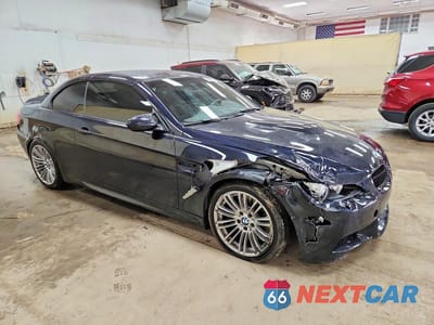 Czwarte zdjęcie samochodu z boku: 2012 BMW M3 VIN:WBSDX9C51CE784360 - miniatura