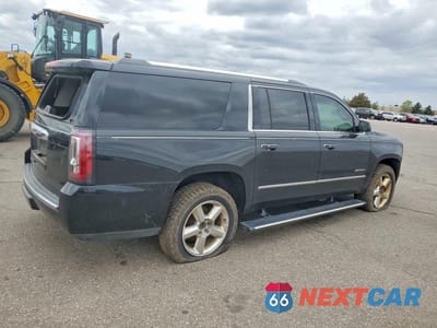 Trzecie zdjęcie samochodu z tyłu: 2015 GMC YUKON XL DENALI VIN:1GKS1JKJ7FR647554 - miniatura