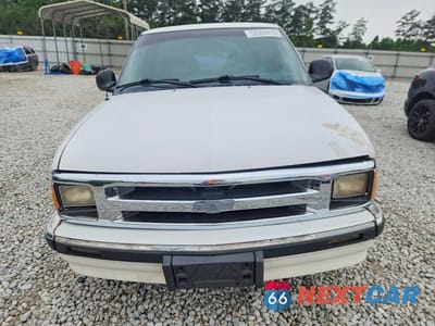 Piąte zdjęcie samochodu w środku: 1994 CHEVROLET S TRUCK S10 VIN:1GCCS14Z0RK106763 - miniatura