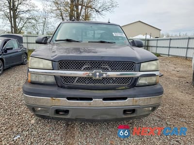 Piąte zdjęcie samochodu w środku: 2005 CHEVROLET SILVERADO K1500 VIN:1GCEK19B25Z146090 - miniatura