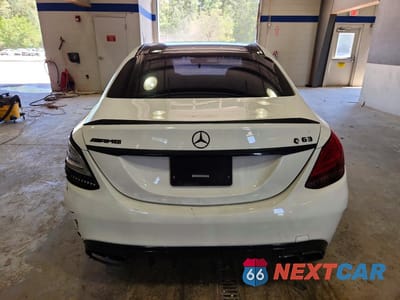 Zdjęcie 6 z 13 samochodu: 2020 MERCEDES-BENZ C 63 AMG VIN:55SWF8GB0LU332278 - miniatura